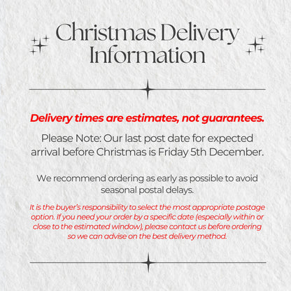 Personalised Christmas Card – Winter Door Scene with Family Name – Custom Holiday Card – Elegant Festive Front Door Design